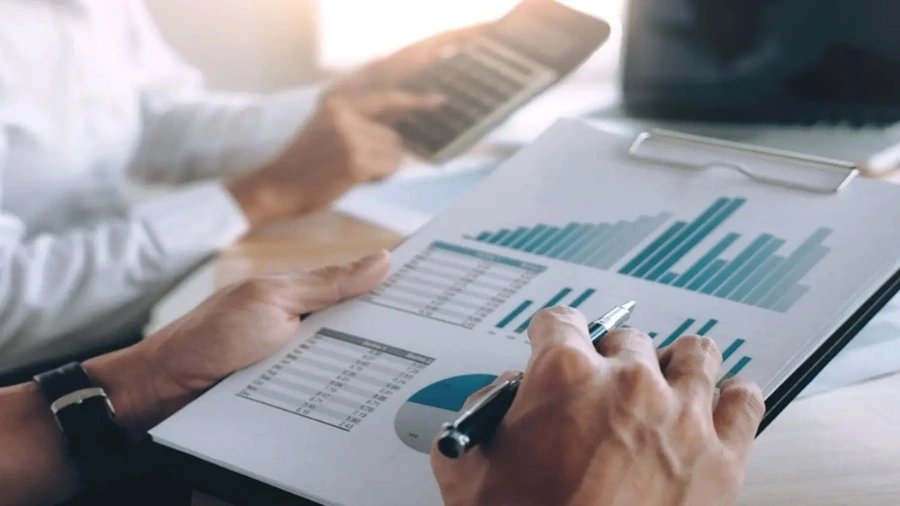 Cách theo dõi thu chi hàng ngày bằng file mẫu